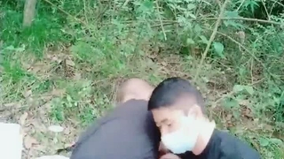 马会传真13262CC约情人驱车到无人区，车震内射丰满美臂情人