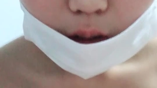 又大又软奶子撩下内裤一顿揉，深喉交奶子夹屌乳交，第一视角抽插嫩穴，骑乘猛操晃动奶子