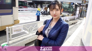 商K里清纯JK学生妹，沙发后入
