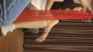无毛嫩穴活泼少女 ！新人刚下海 ！全裸诱惑贫乳 ，水晶假屌骑乘 ，手指扣弄振动棒 ，太爽了浪叫