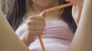 蝴蝶逼小少妇，深喉口交暴力抽插